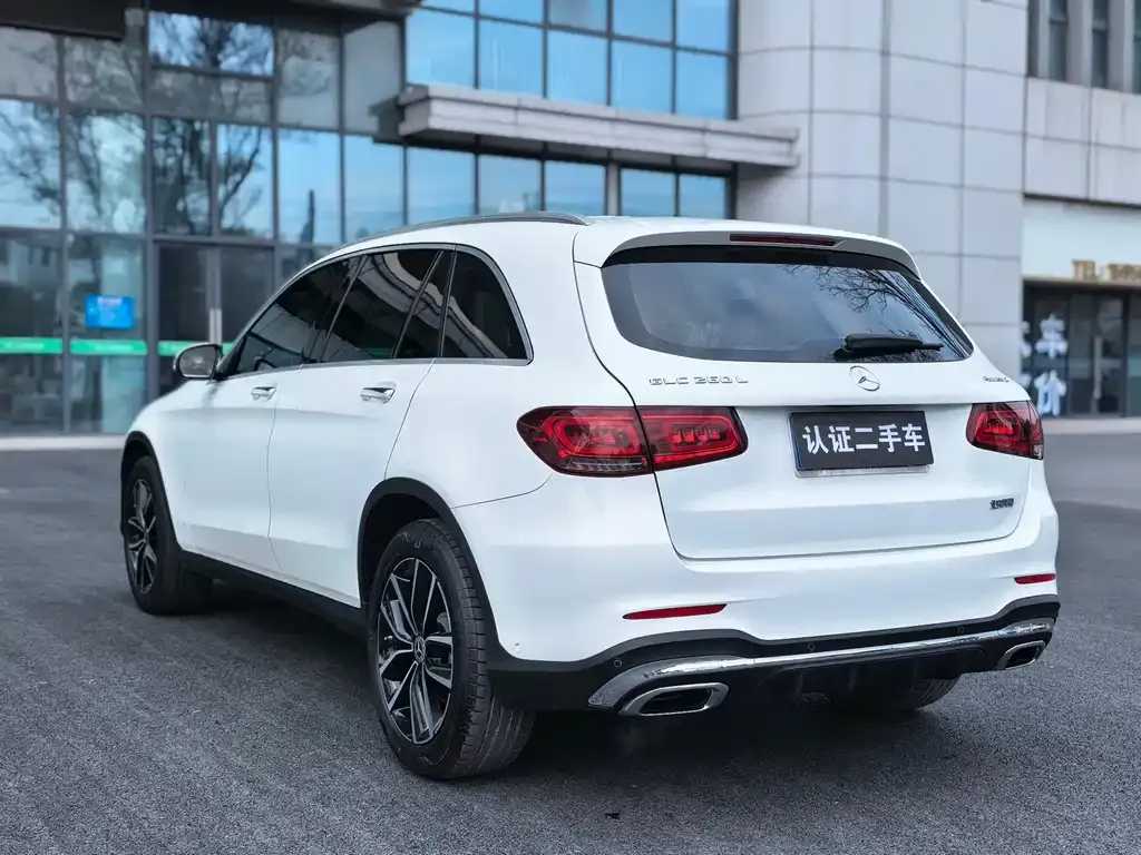 Mercedes-Benz GLC — фото 3