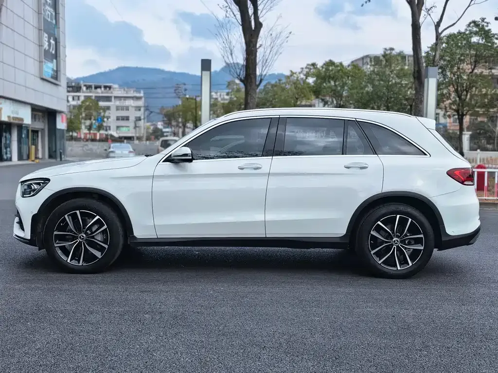 Mercedes-Benz GLC — фото 10