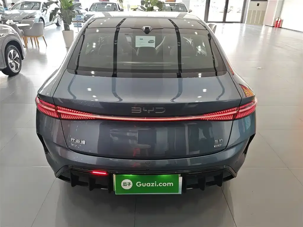 BYD Seal — фото 5