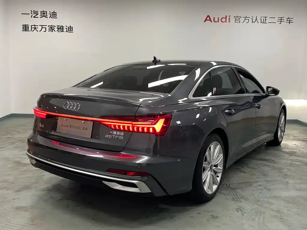 Audi A6L — фото 6
