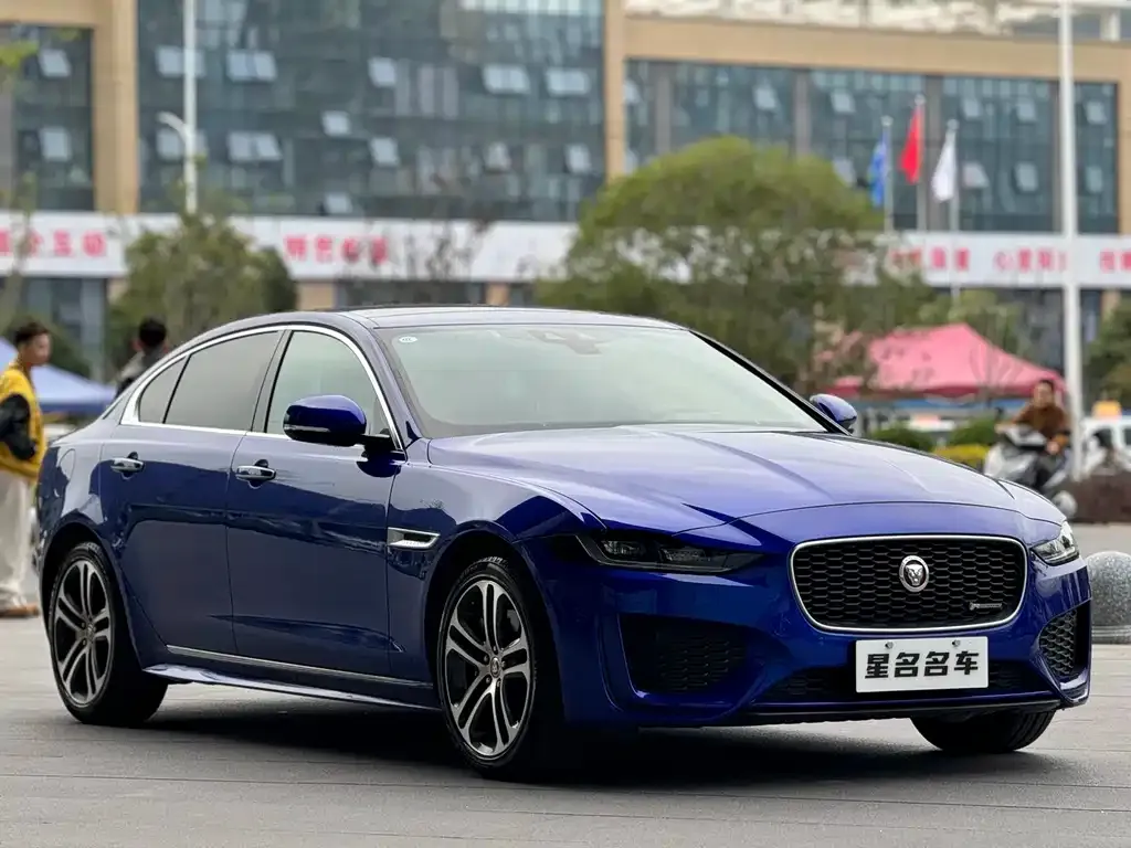 Jaguar XEL — фото 2