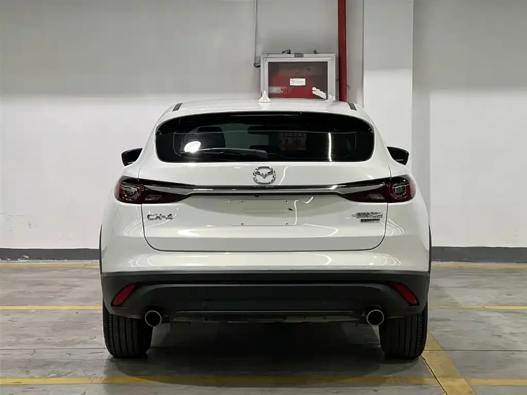 Mazda CX-4 — фото 8