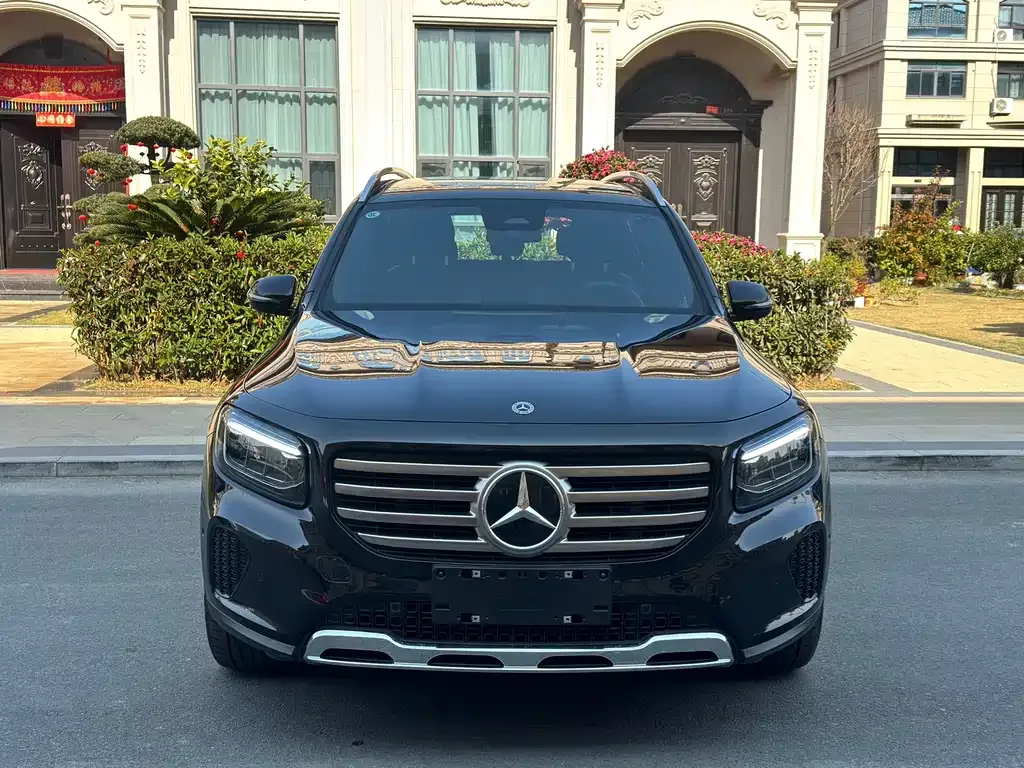 Mercedes-Benz GLB — фото 9