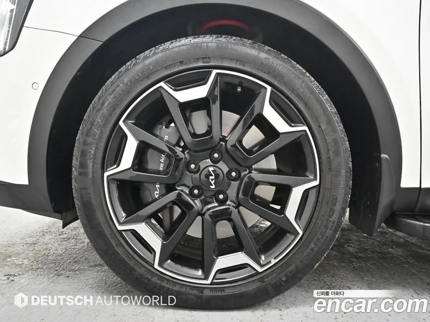 Kia Sorento — фото 10