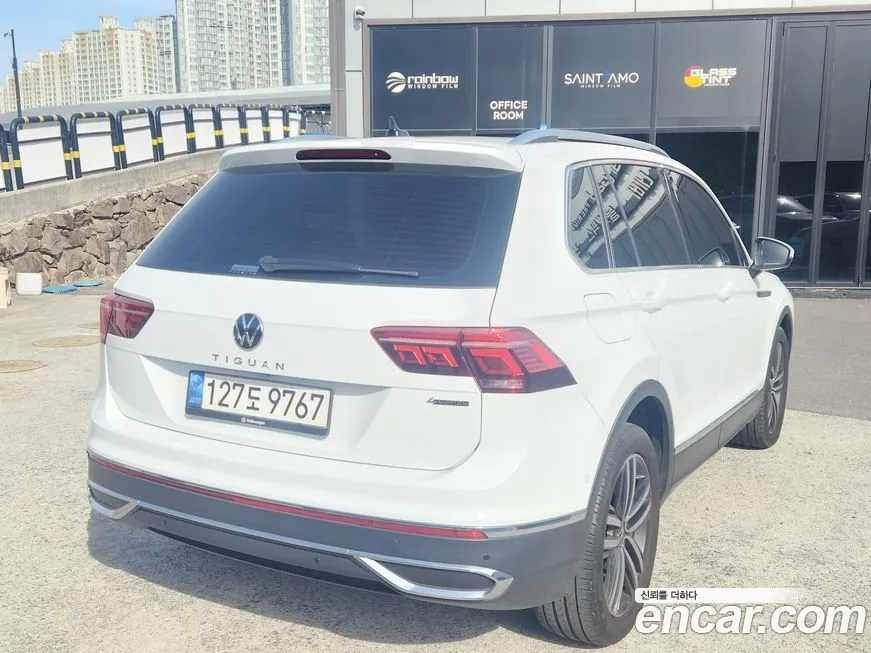 Volkswagen Tiguan — фото 6
