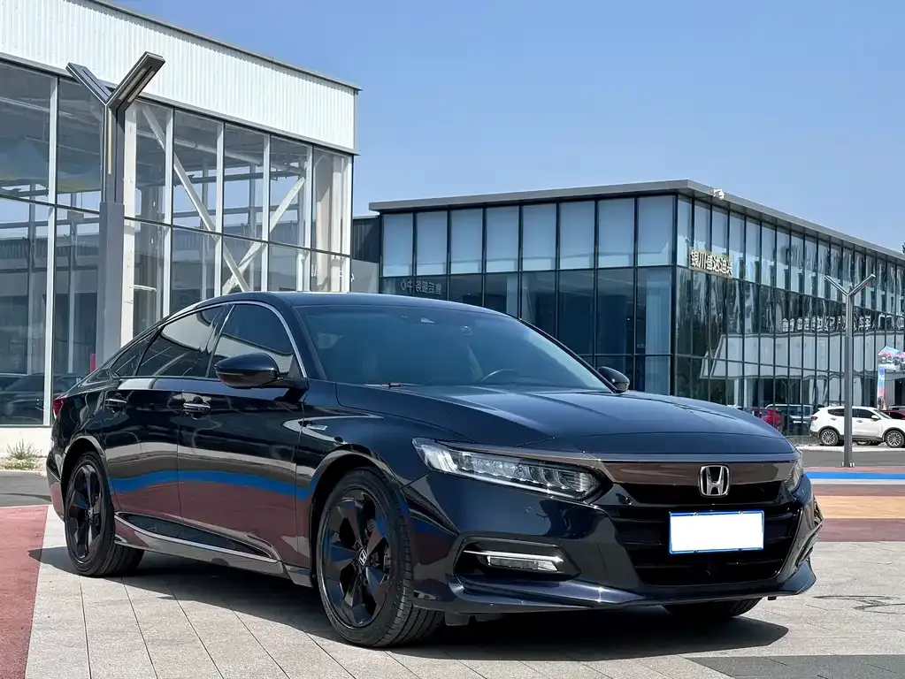 Honda Accord — фото 3