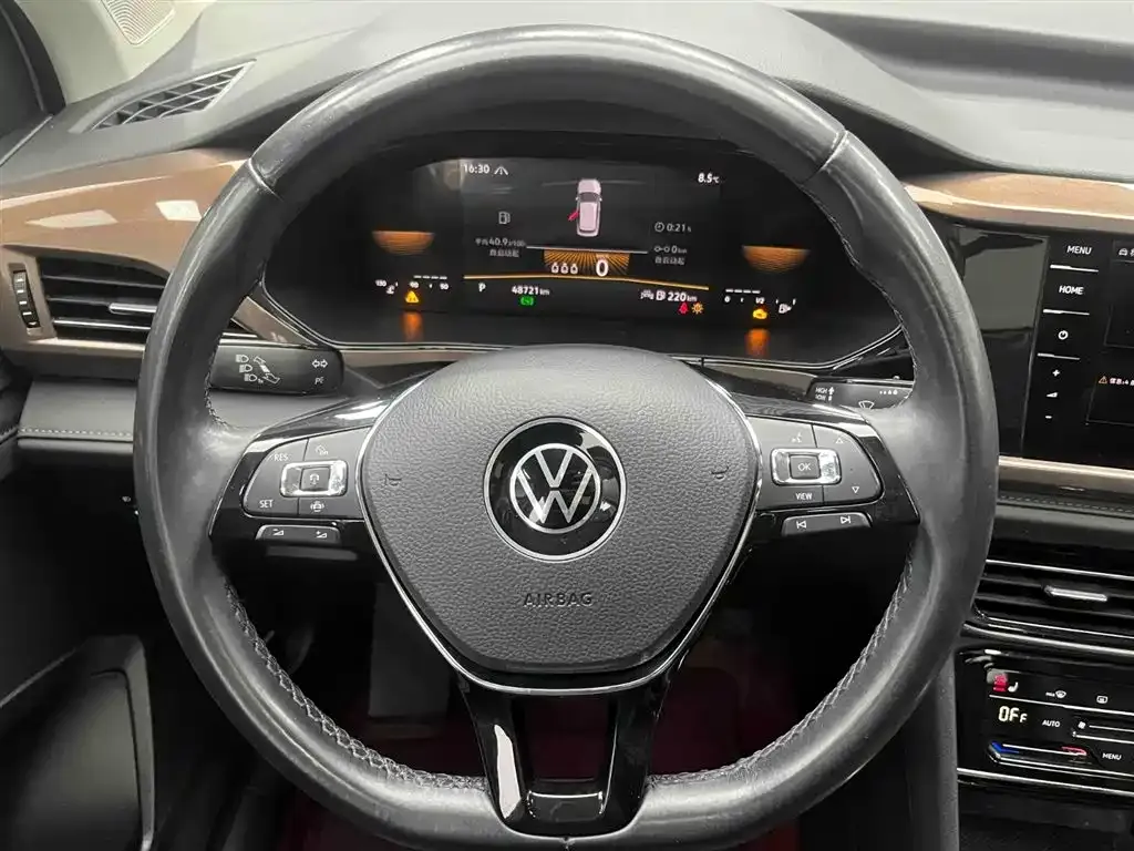 Volkswagen Tharu — фото 3