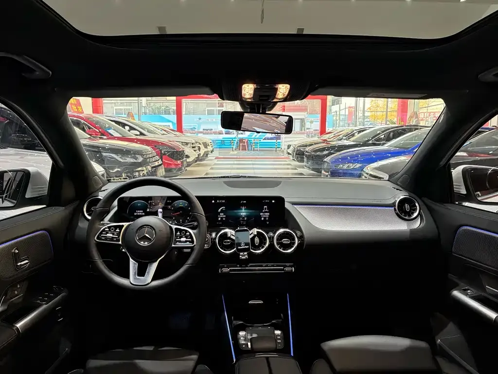 Mercedes-Benz GLA — фото 5