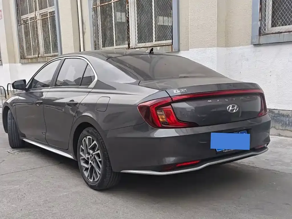 Hyundai Mistra — фото 2