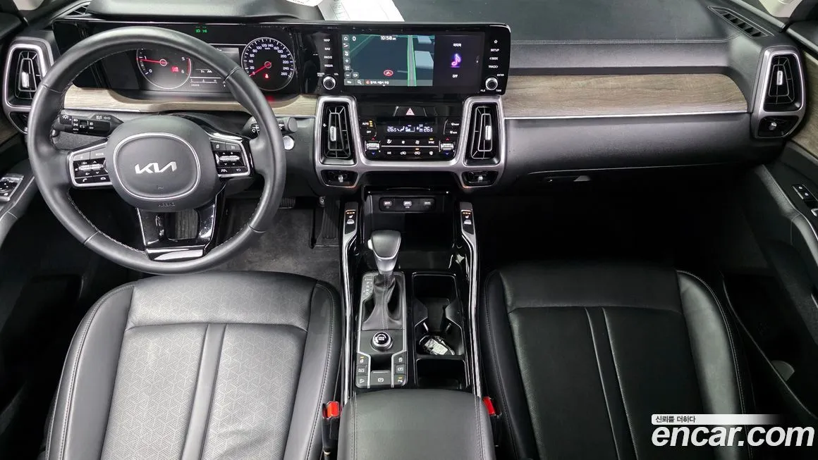 Kia Sorento — фото 5