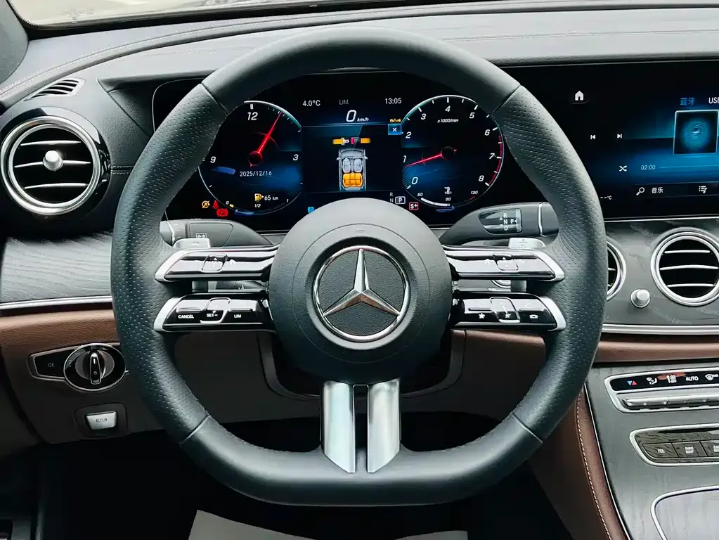 Mercedes-Benz E-Class (Import) — фото 3
