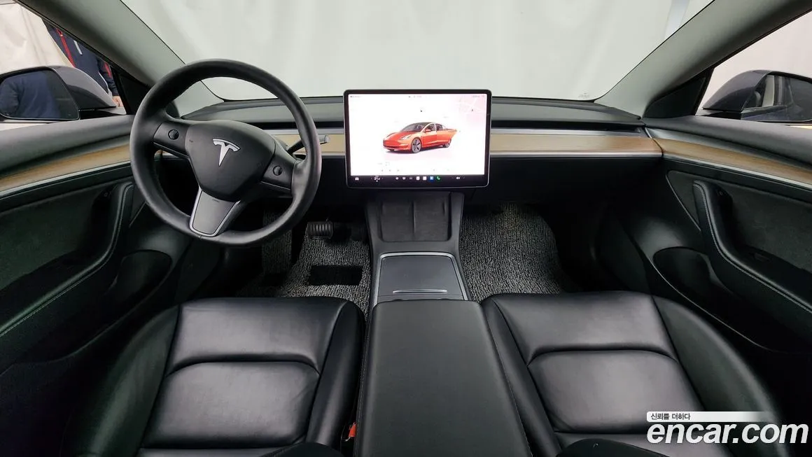 Tesla Model 3 — фото 7