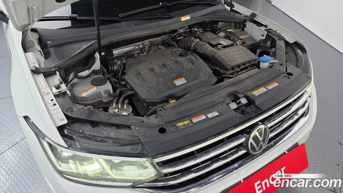 Volkswagen Tiguan — фото 6