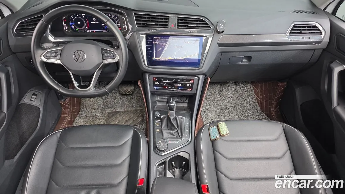 Volkswagen Tiguan — фото 7