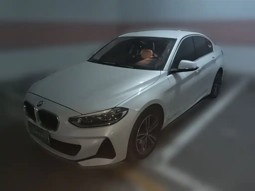 BMW 1 Series — фото 1