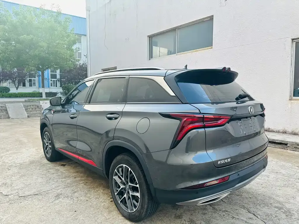 Changan CS75PLUS — фото 9