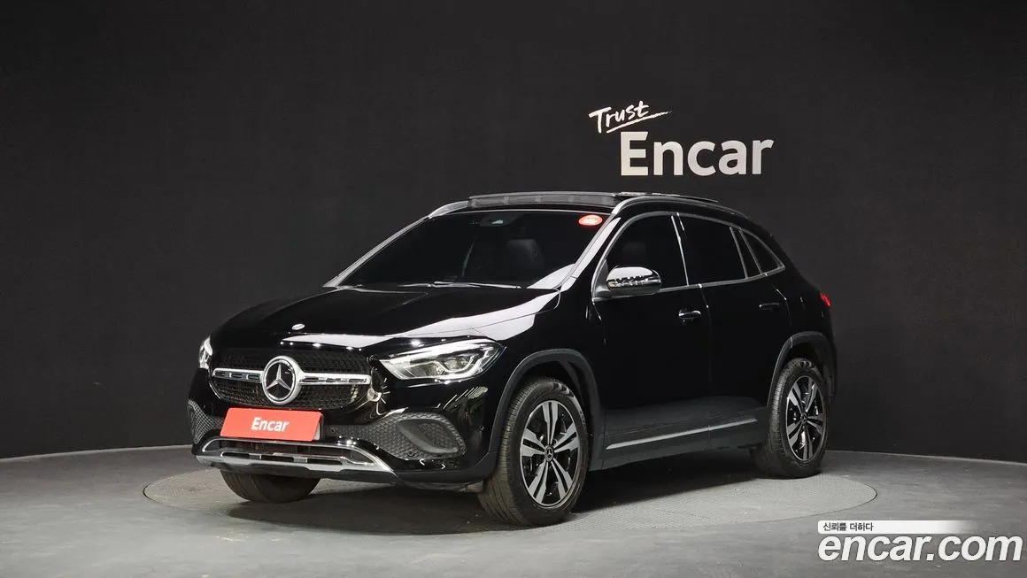 Mercedes-Benz GLA-Class — фото 1