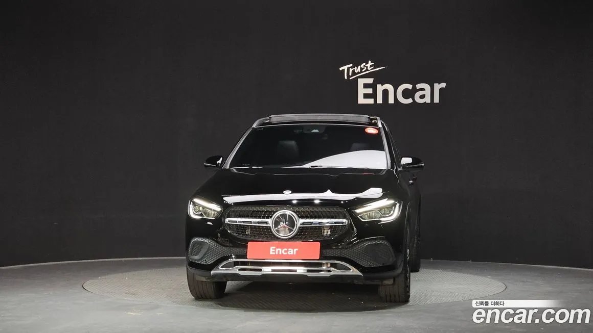Mercedes-Benz GLA-Class — фото 6