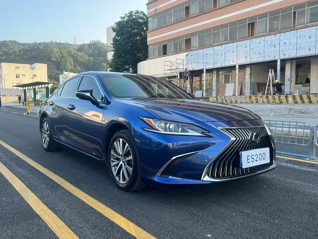 Lexus ES — фото 3