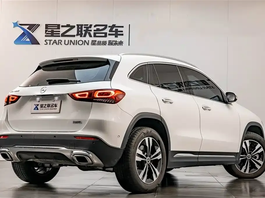 Mercedes-Benz GLA — фото 8