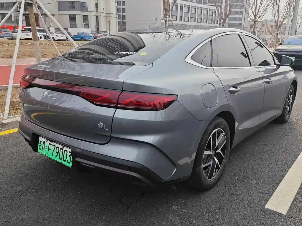 BYD Qin L — фото 8