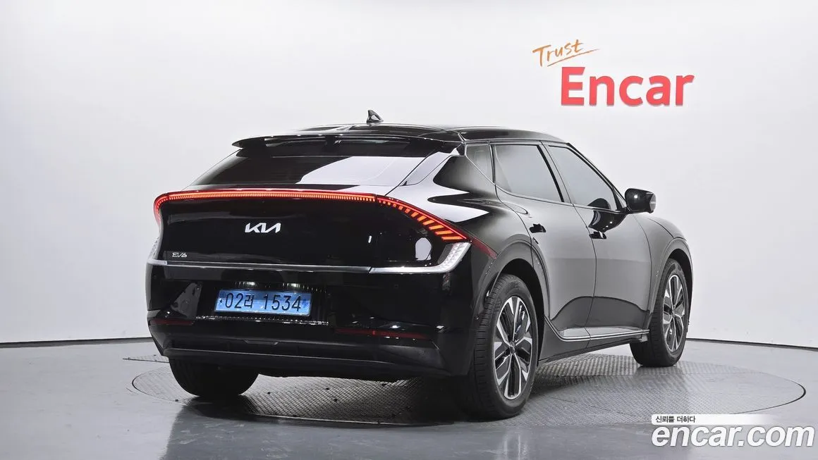 Kia EV6 — фото 4