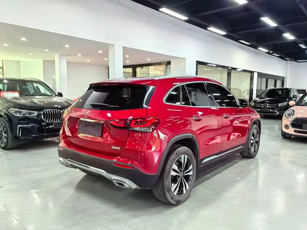 Mercedes-Benz GLA — фото 9