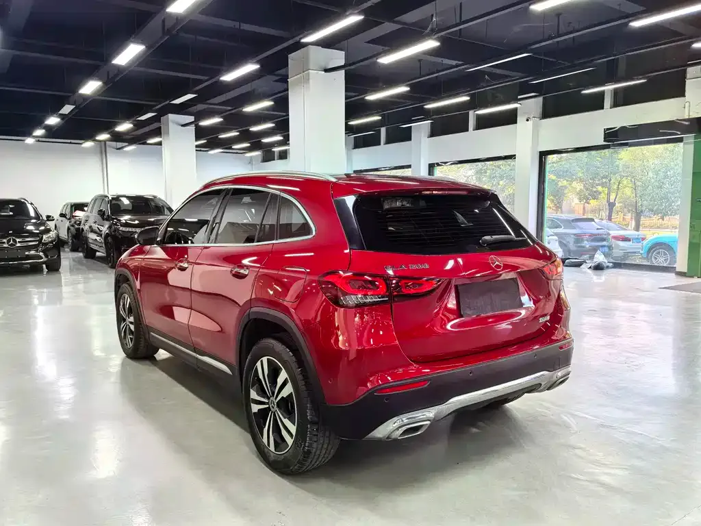 Mercedes-Benz GLA — фото 7