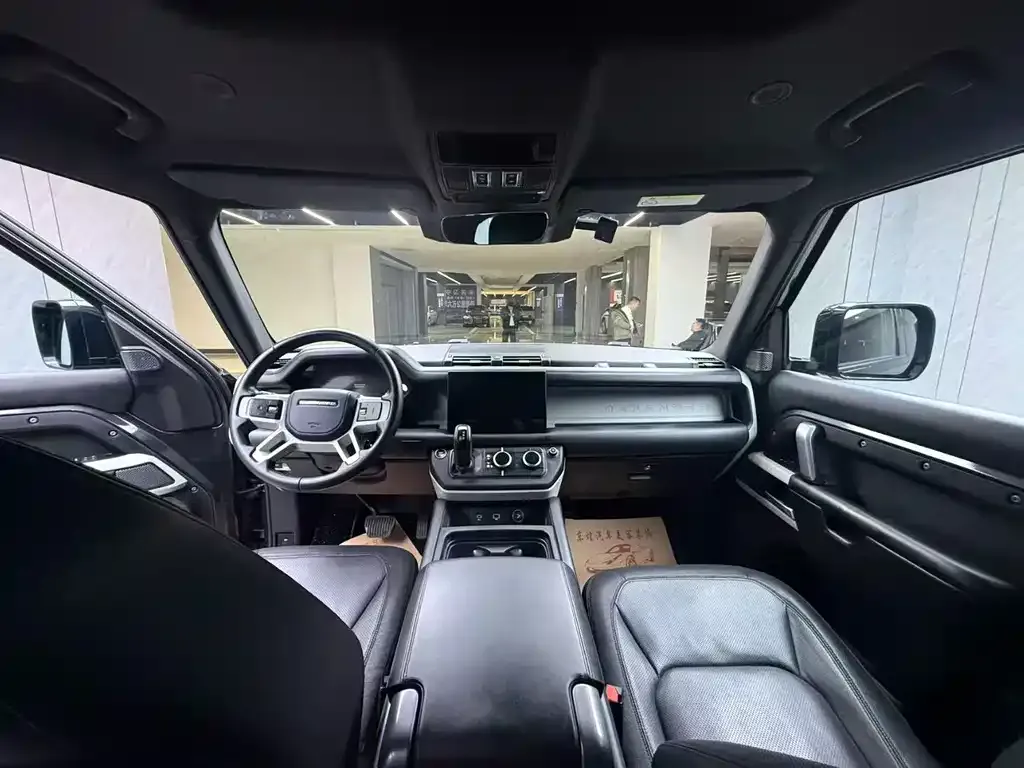 Land Rover Defender — фото 5