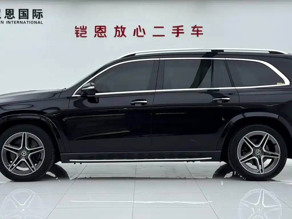 Mercedes-Benz GLS — фото 9