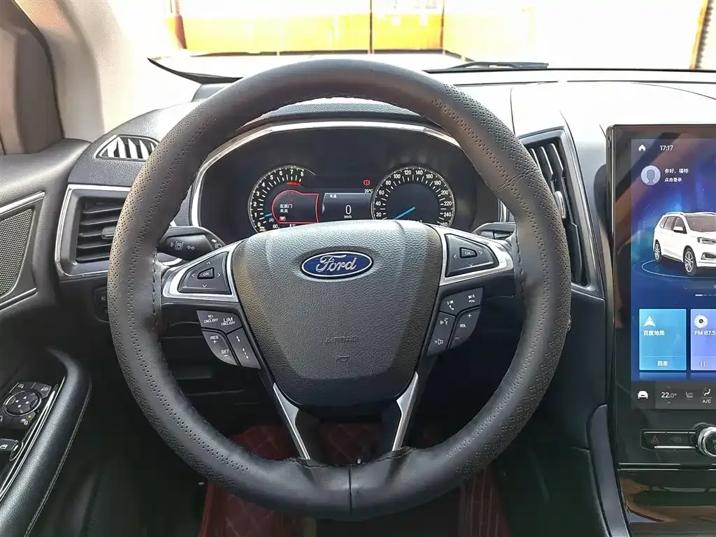 Ford Edge — фото 7