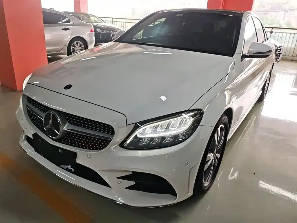 Mercedes-Benz C-Class — фото 1