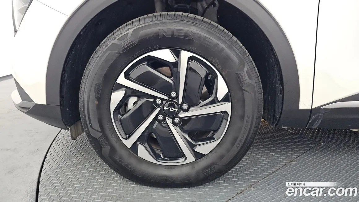 Kia Sportage — фото 5