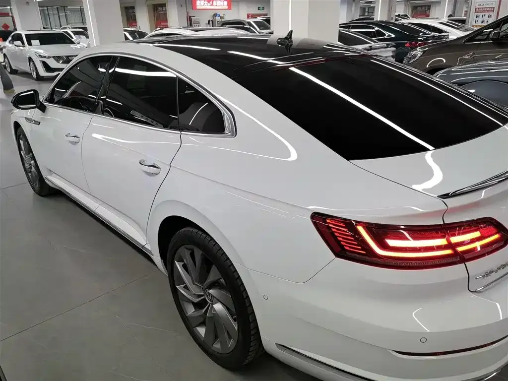 Volkswagen CC — фото 8