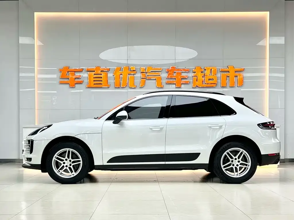 Porsche Macan — фото 7