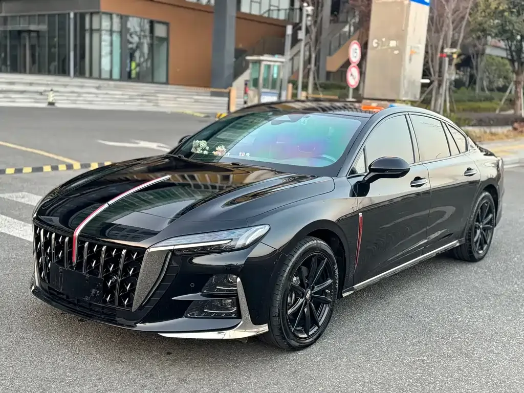 Hongqi H6 — фото 1