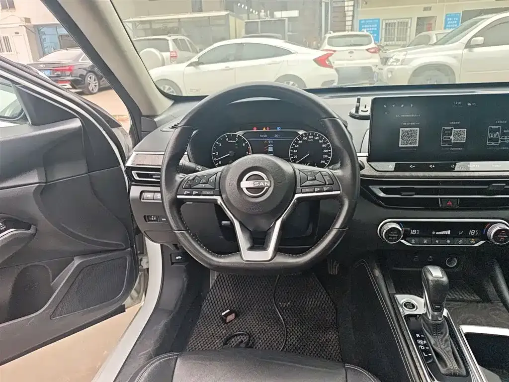 Nissan Teana — фото 3