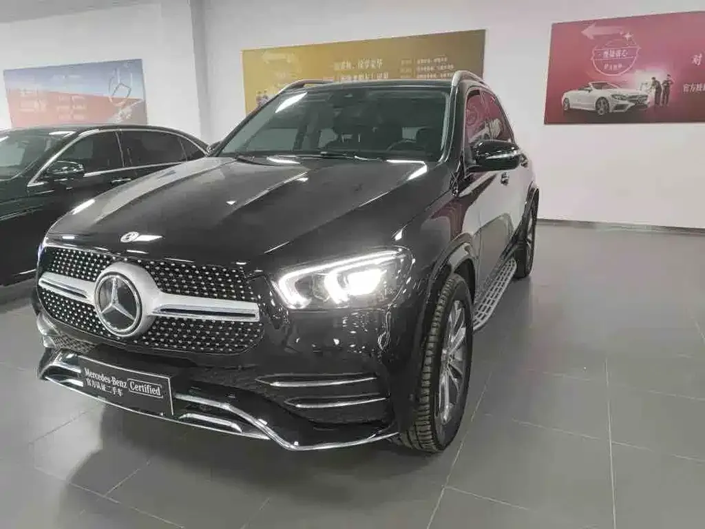 Mercedes-Benz GLE — фото 1