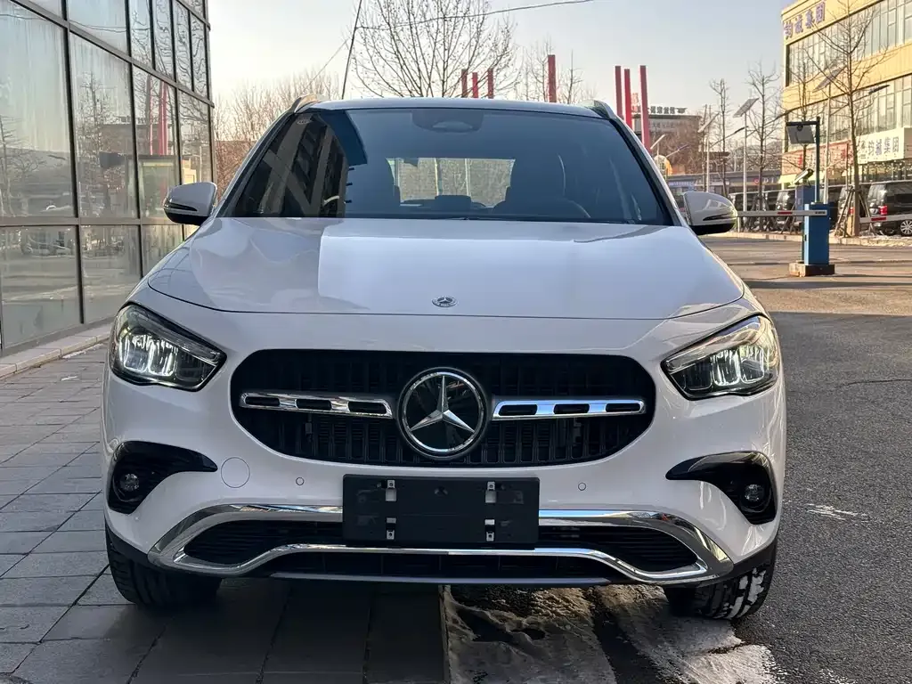 Mercedes-Benz GLA — фото 3