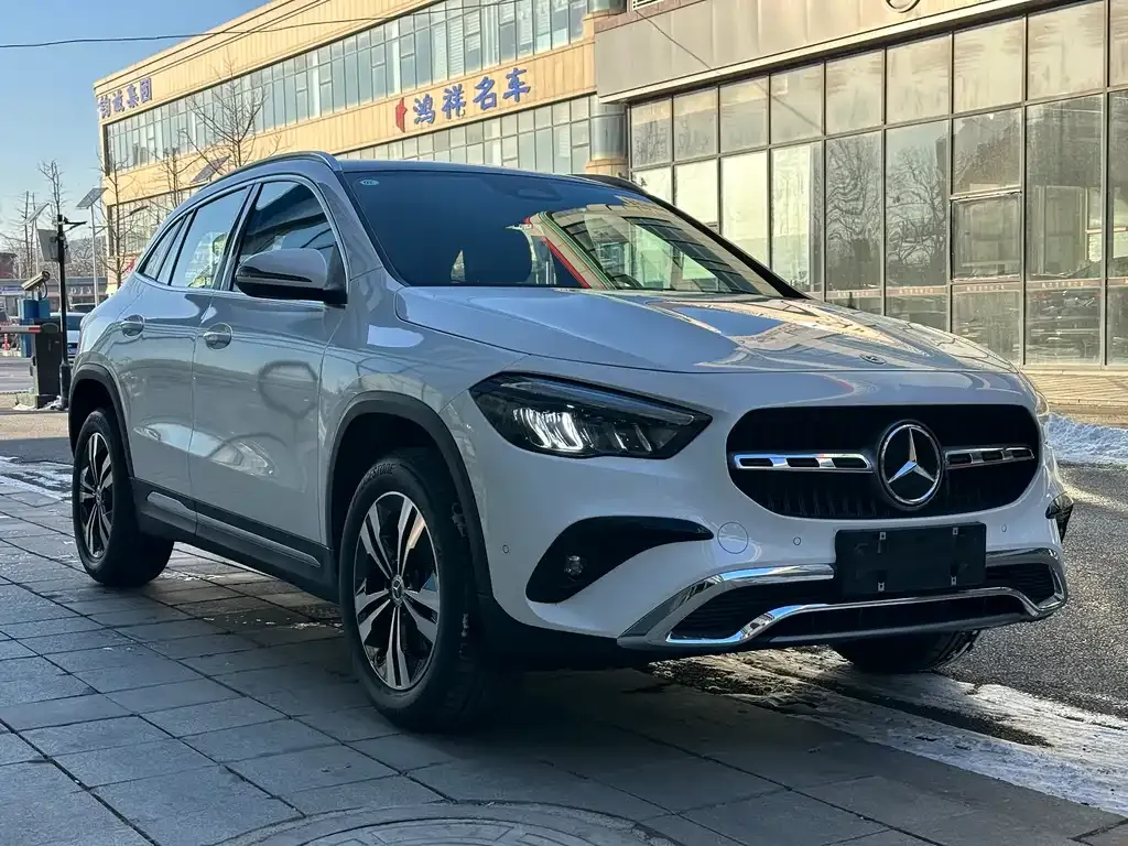 Mercedes-Benz GLA — фото 8
