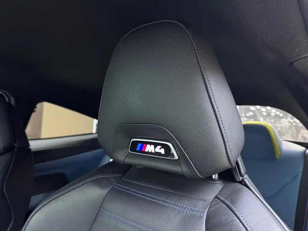 BMW M4 — фото 10