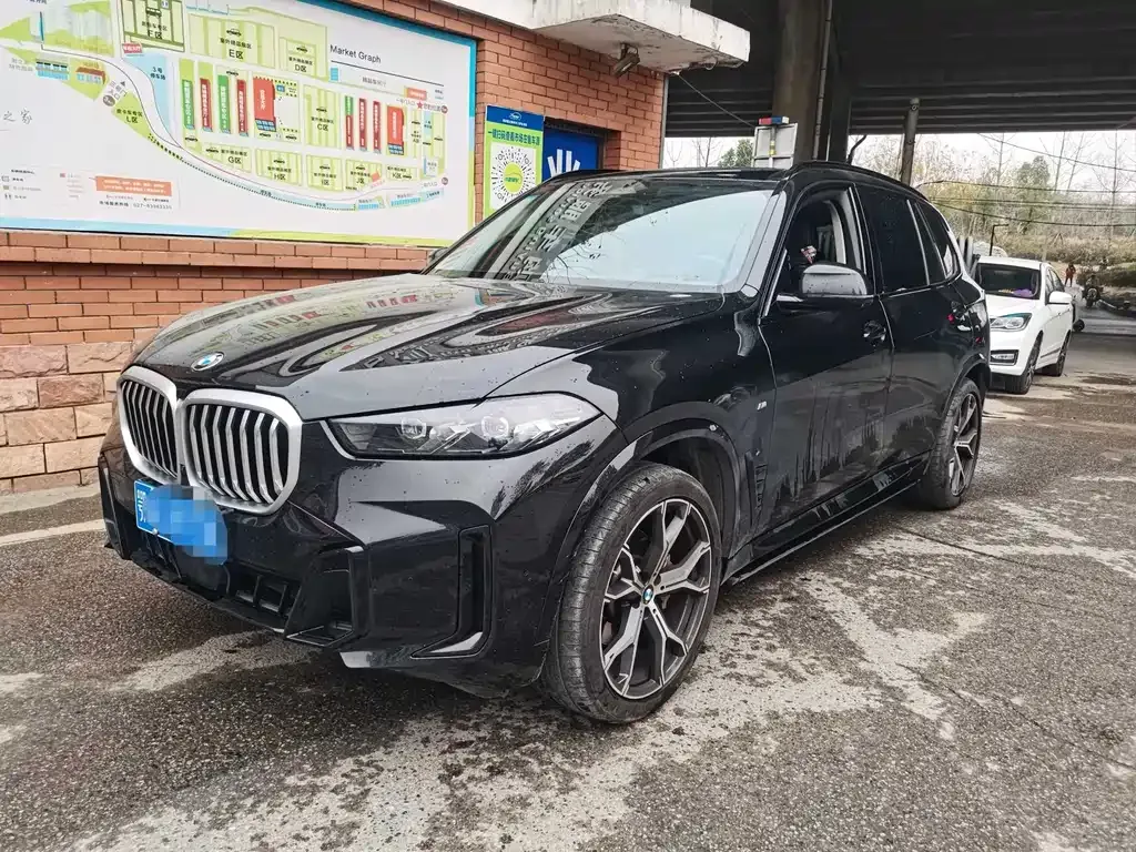 BMW X5 — фото 1
