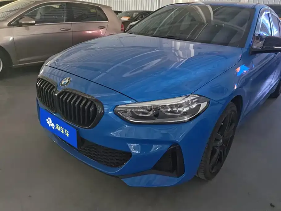 BMW 1 Series — фото 1