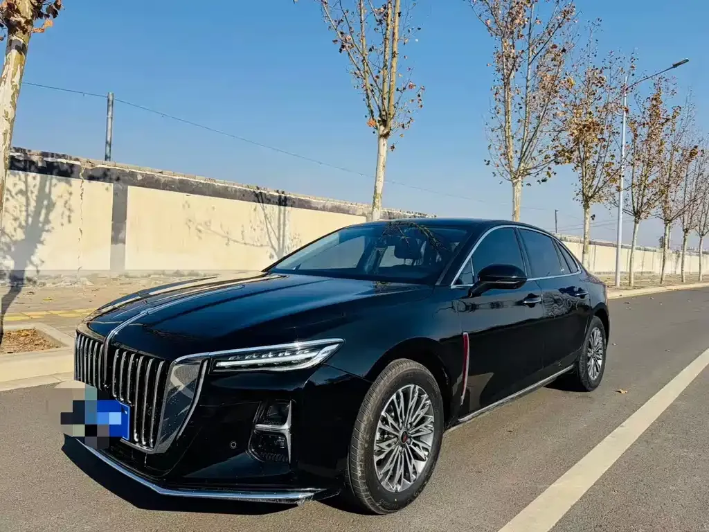 Hongqi H5 — фото 1