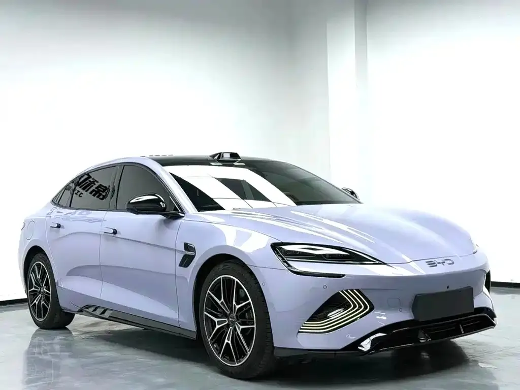 BYD Seal — фото 10