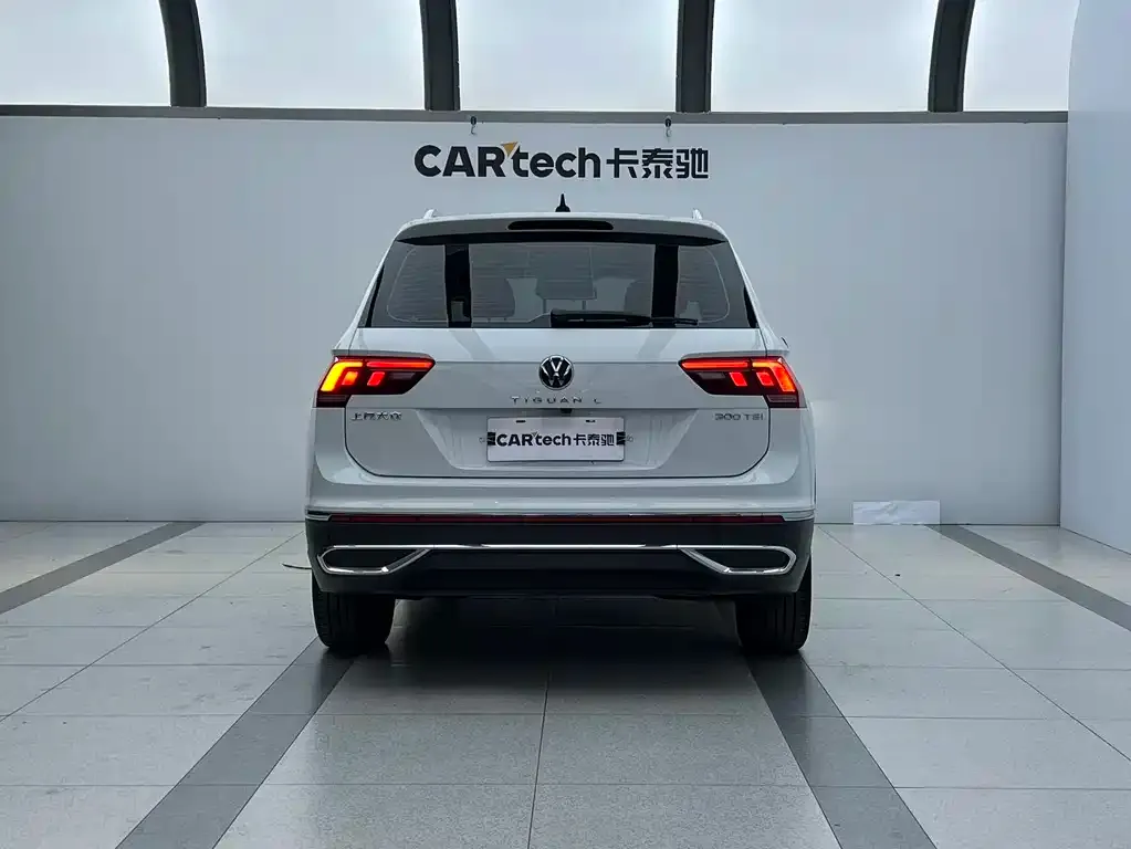Volkswagen Tiguan L — фото 3