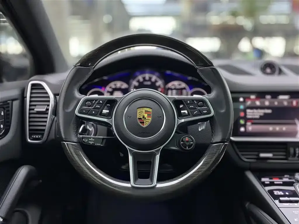 Porsche Cayenne Hybrid — фото 4