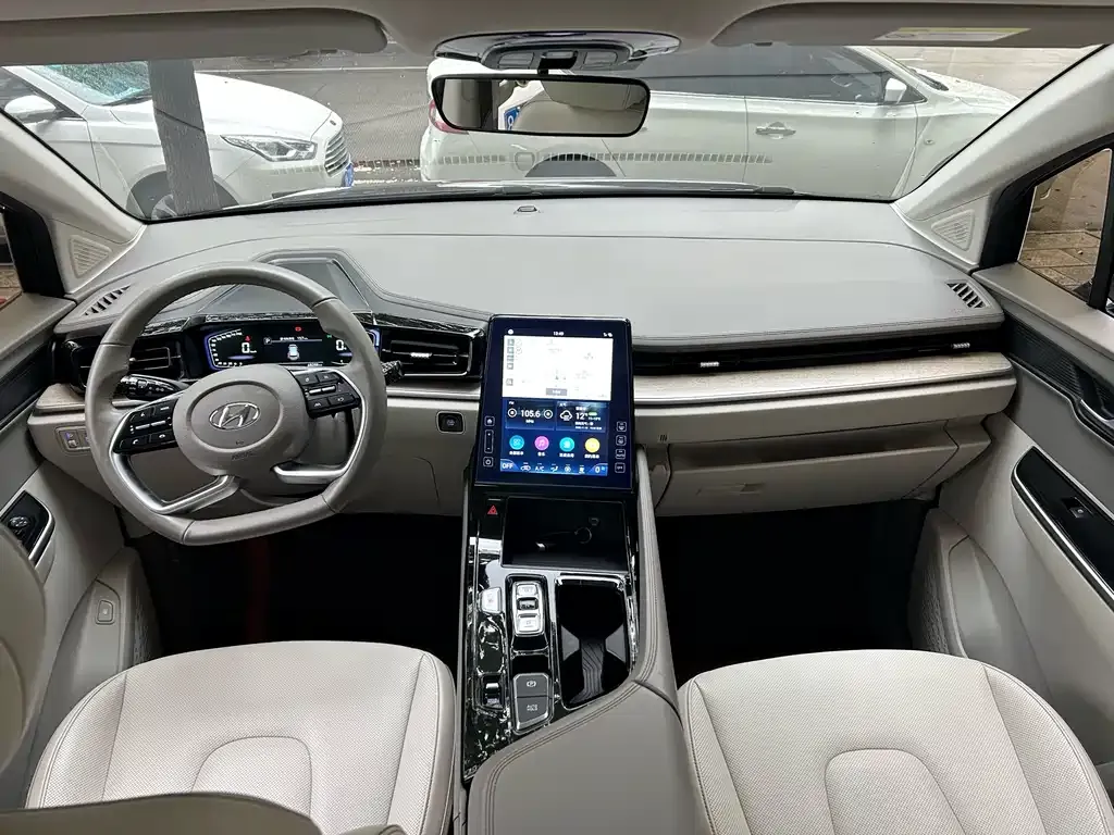 Hyundai Custo — фото 8