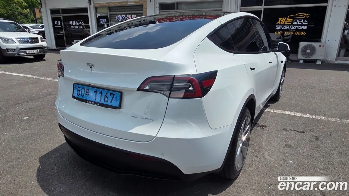 Tesla Model Y — фото 2