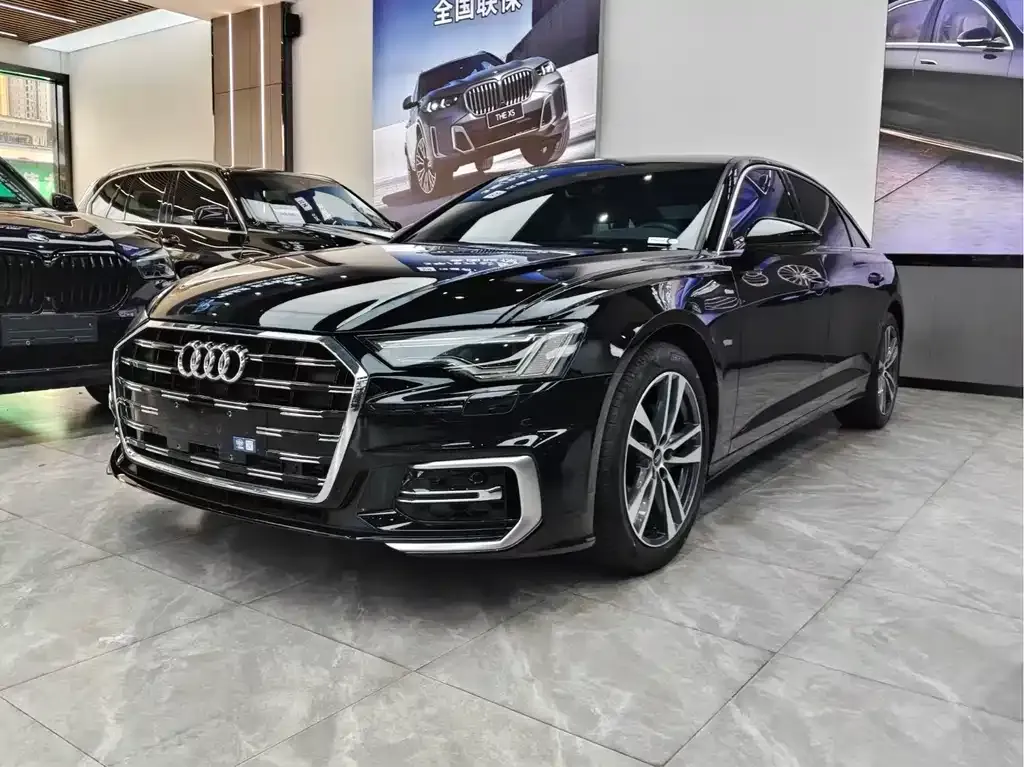 Audi A6L — фото 1